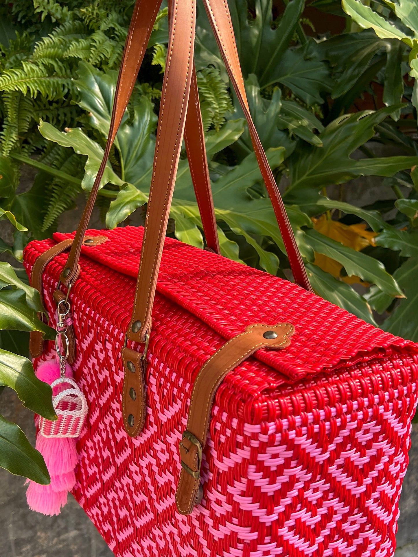 Lonchero Hortensia XL corazón rojo ♥️