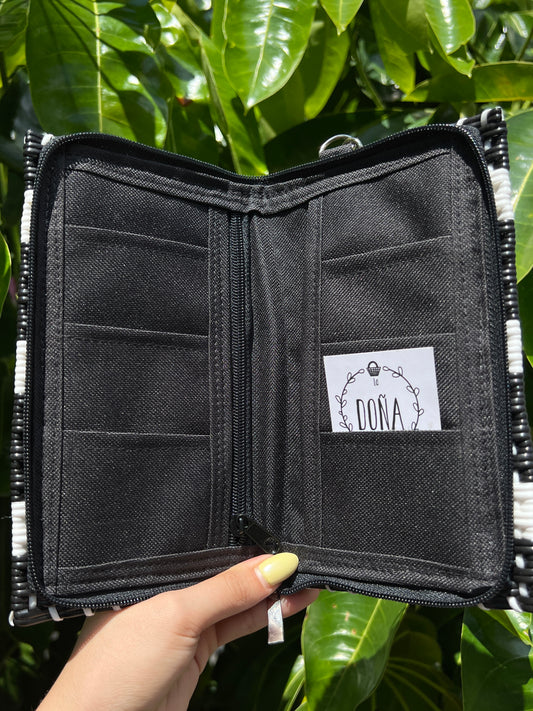 Cartera con cierre lineas◾️◽️