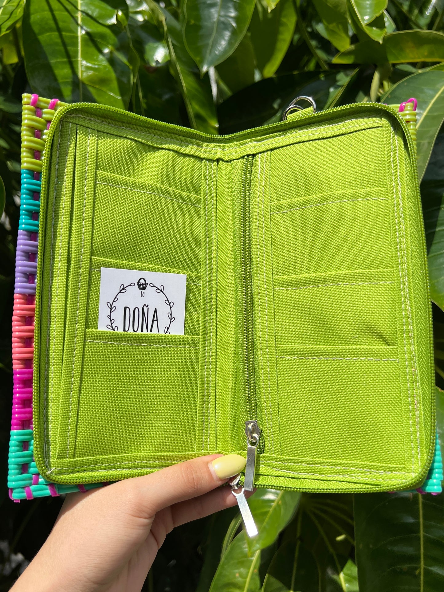 Cartera con cierre rainbow🌈