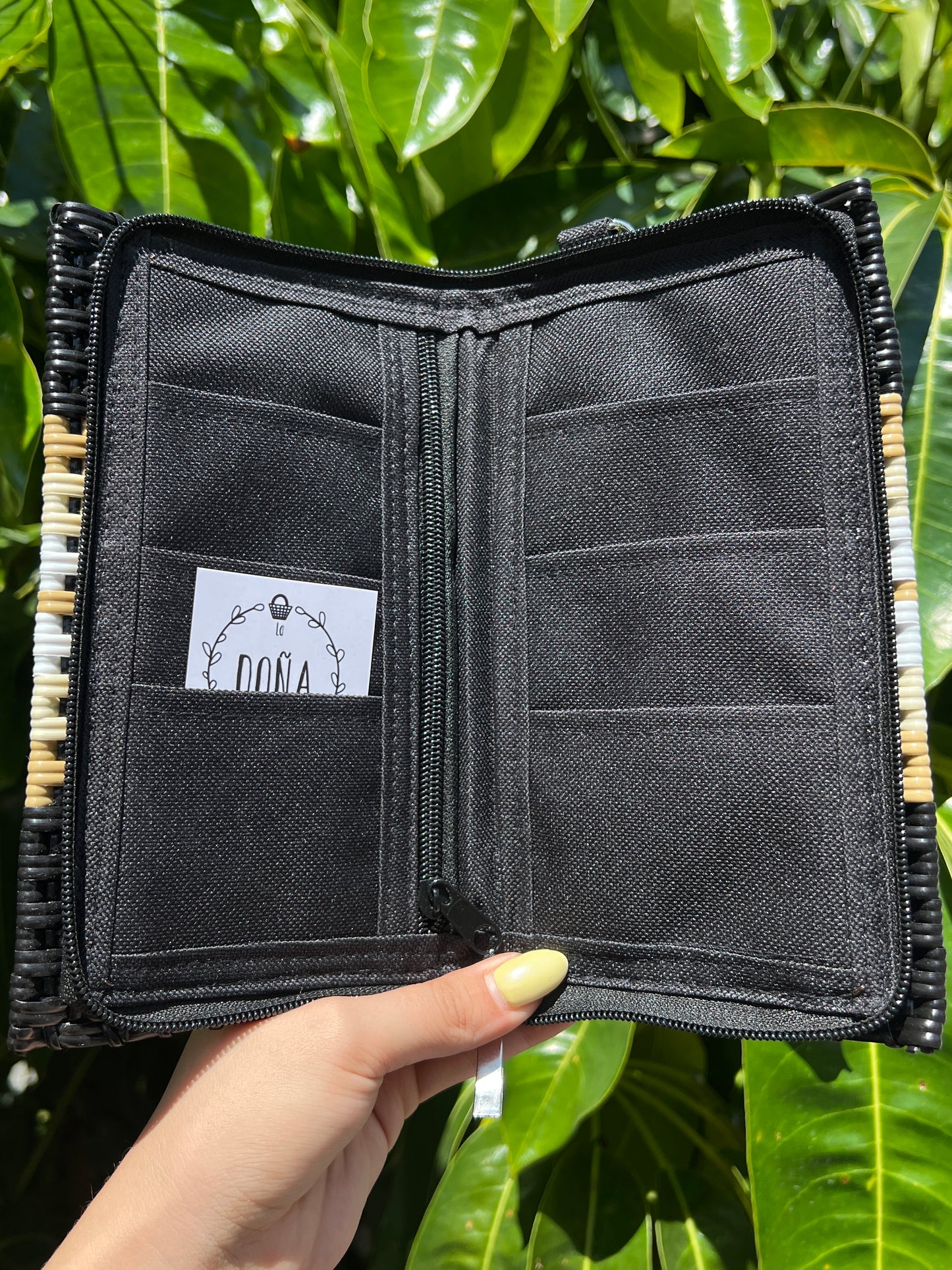 Cartera con cierre negra coffe glow✨🤎