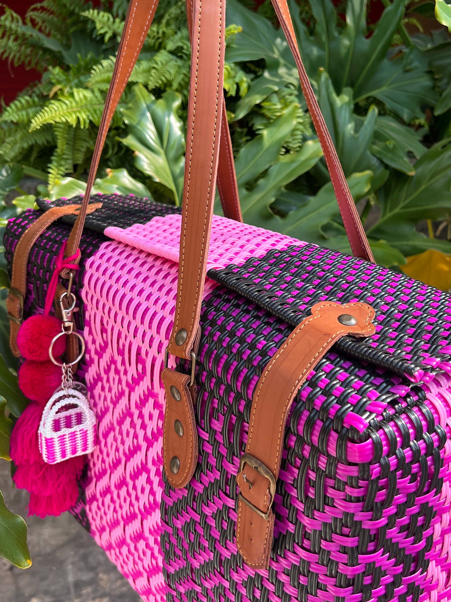 Lonchero Hortensia XL huichol rombos💖