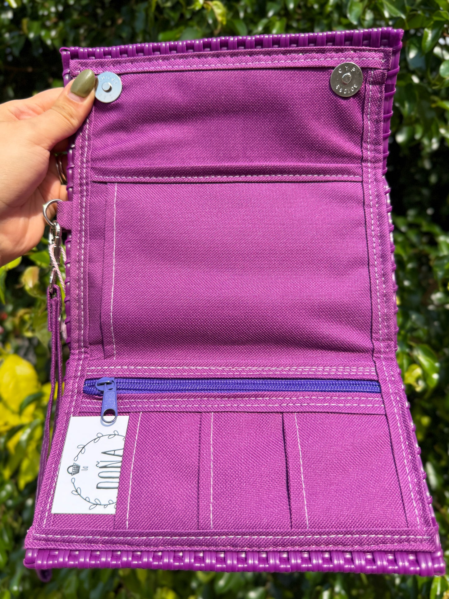Cartera broches porta celular uva dulce🍇