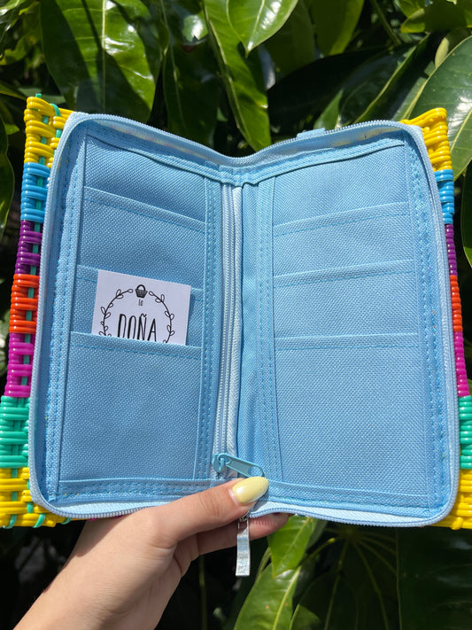 Cartera con cierre multi color☀️💛