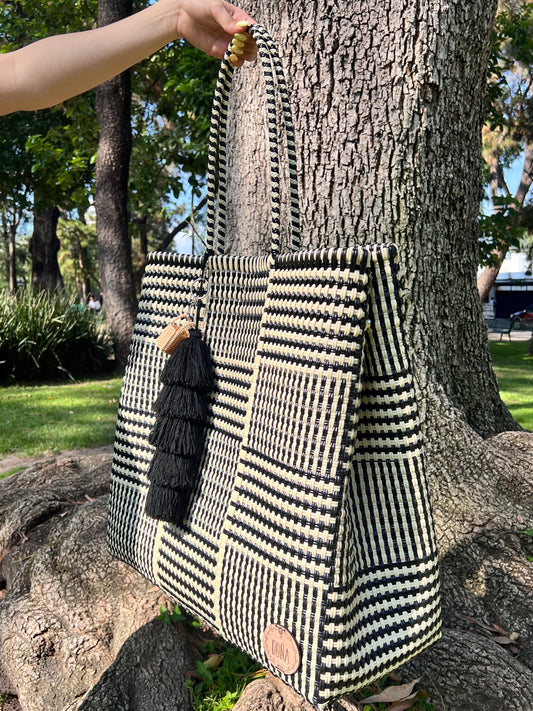 Canasta Jumbo classic 🖤