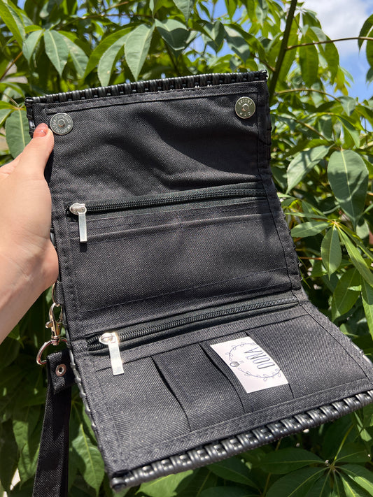 Cartera con broches negra🖤