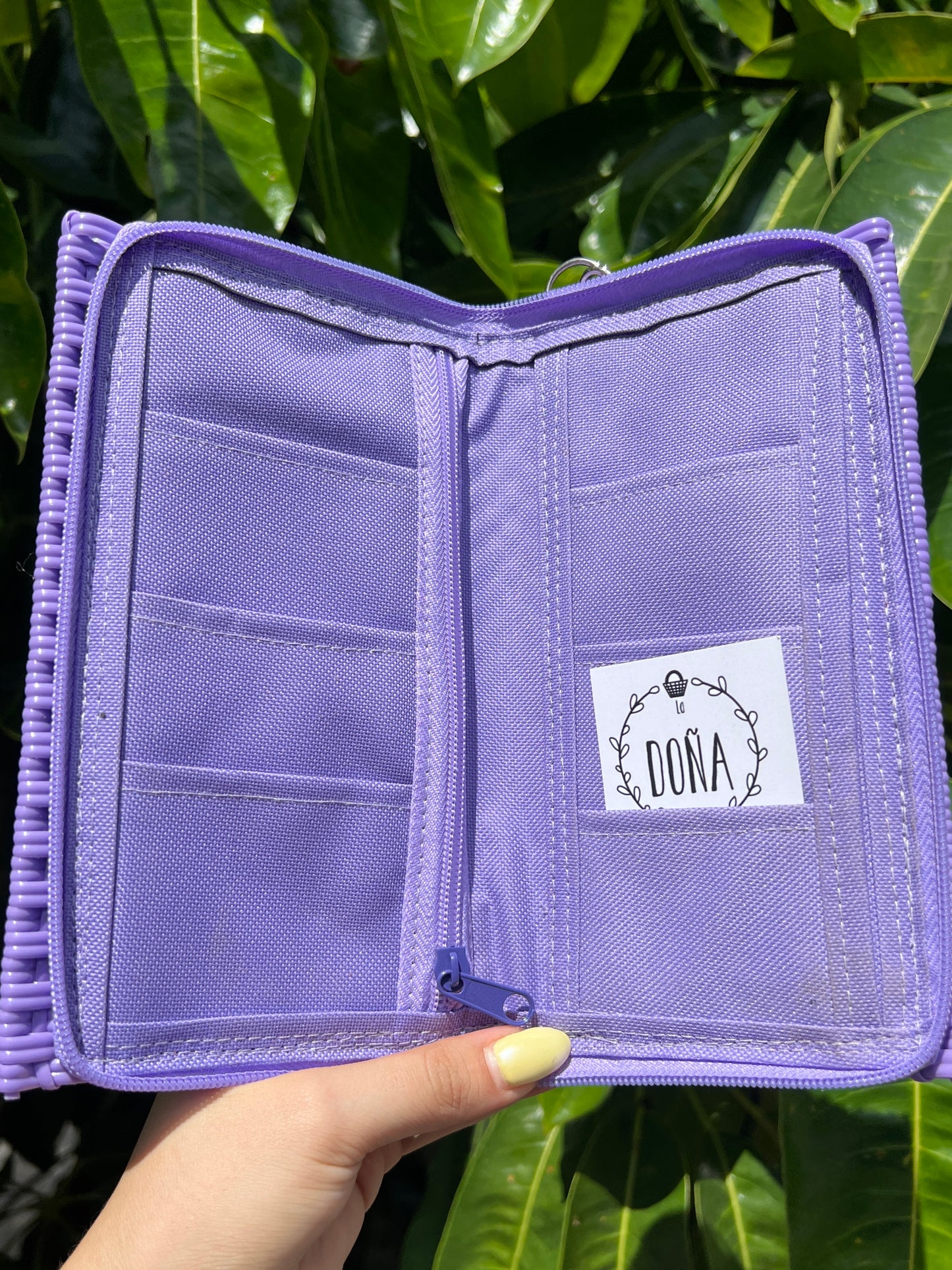 Cartera con cierre lila 🪻