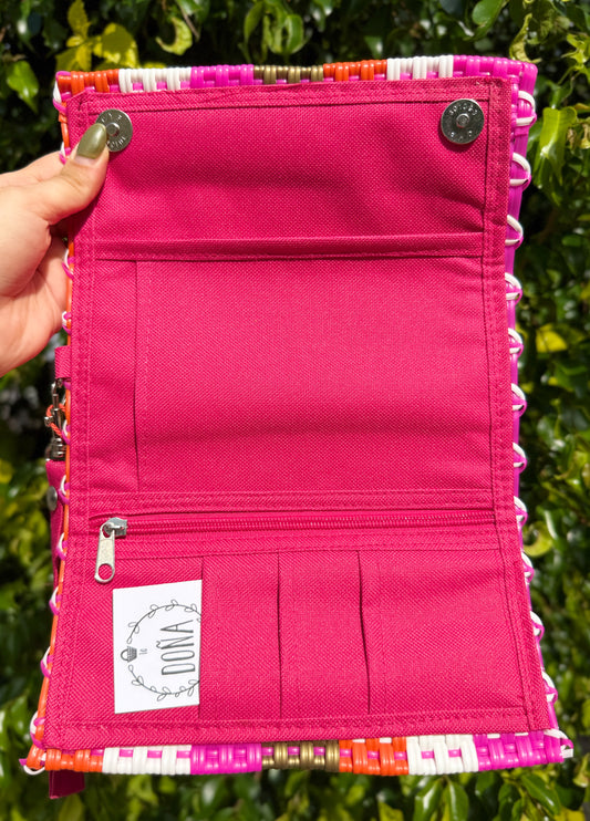 Cartera broches porta celular Flor de Mayo🧡