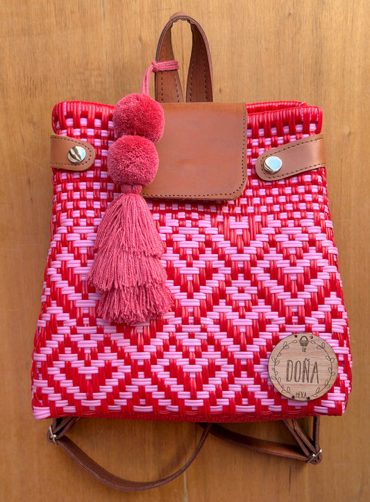 Mochila Kids corazón rojo ♥️
