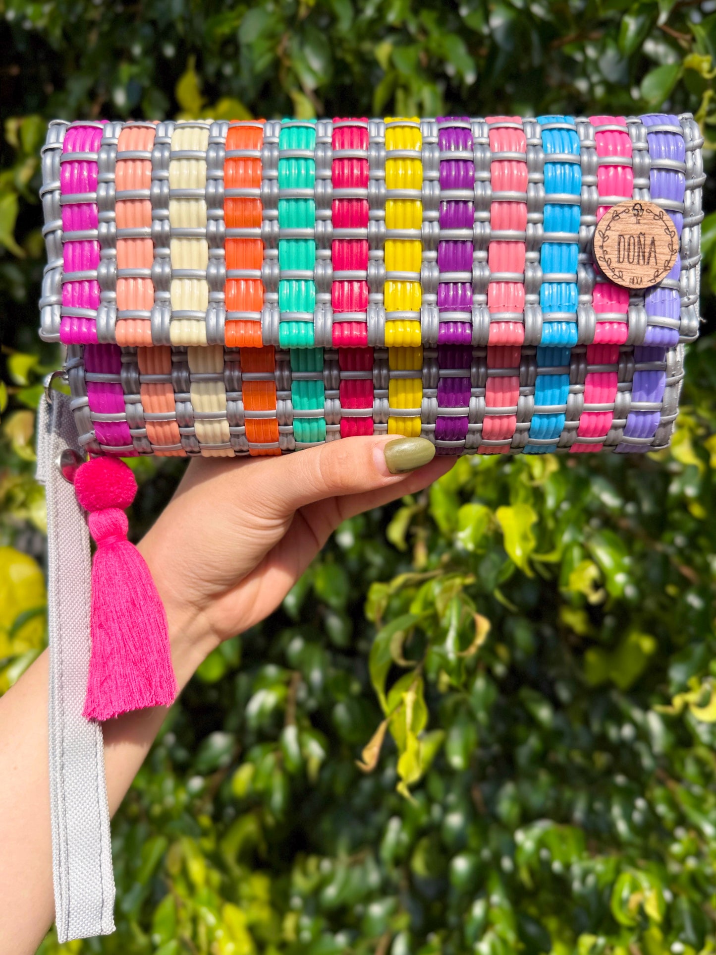 Cartera broches porta celular Milagros⭐️