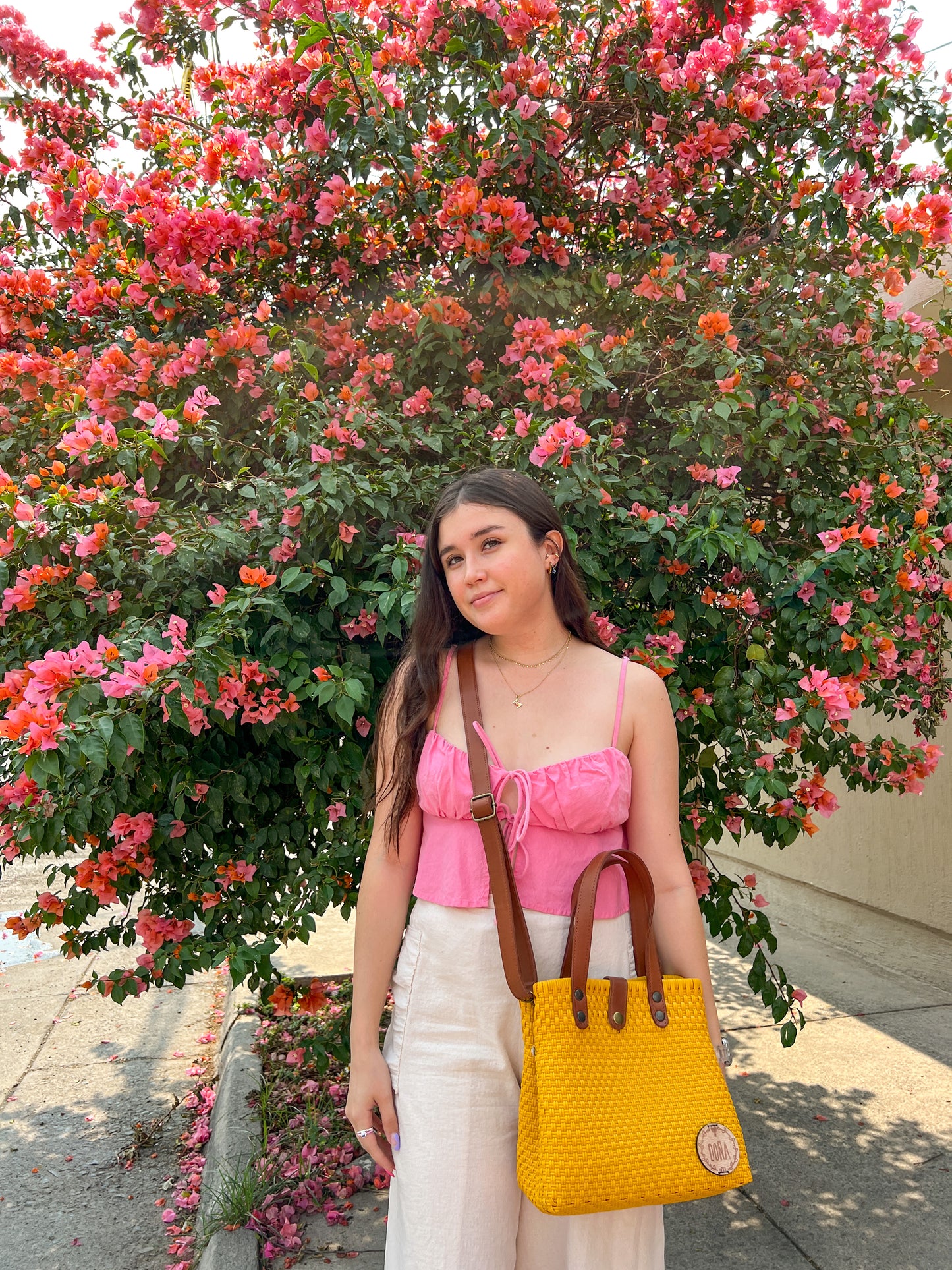 Tote bag con correa mostaza✨