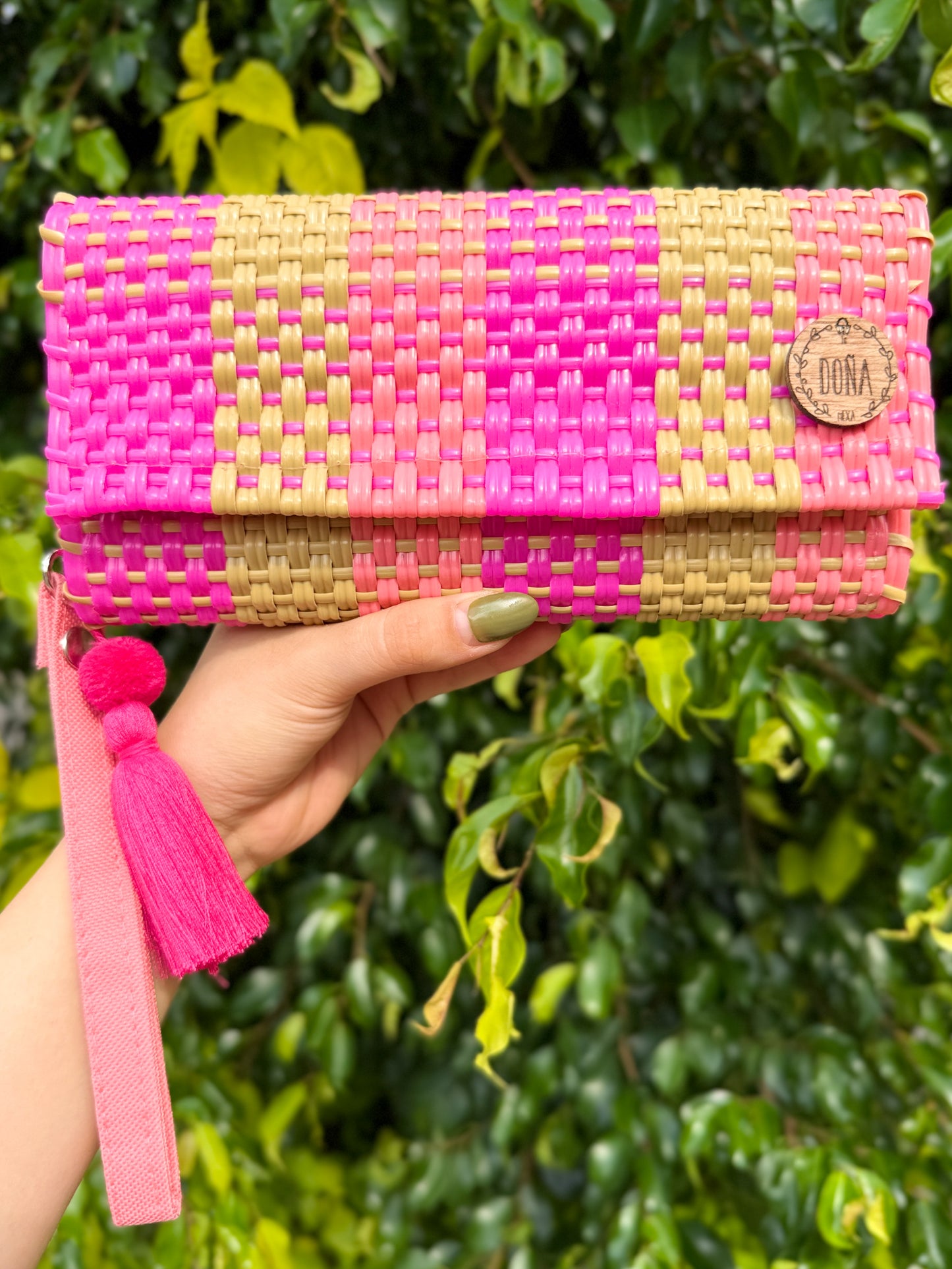 Cartera broches porta celular Consentida🌸