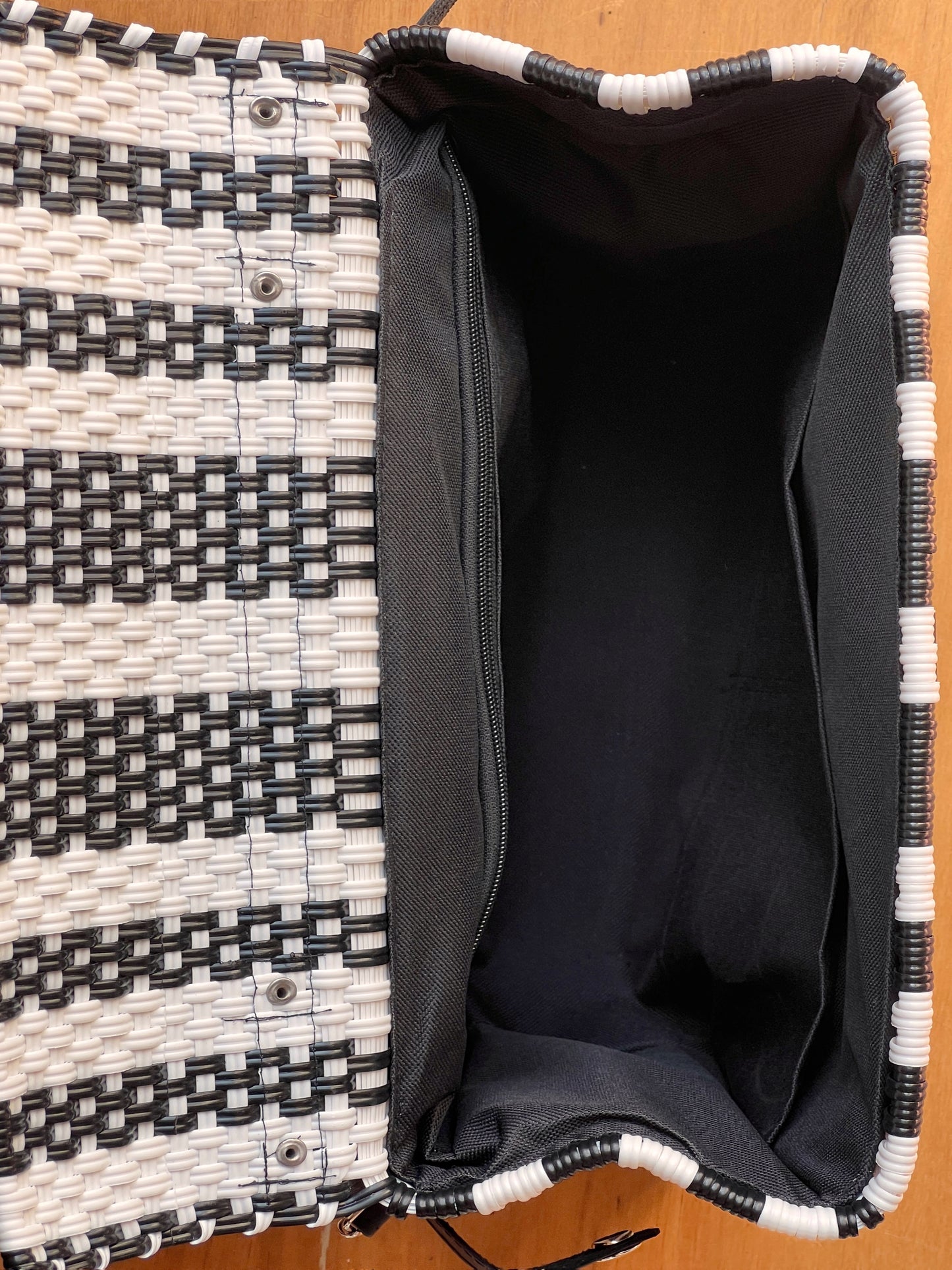 Portafolio white and black🖤🤍