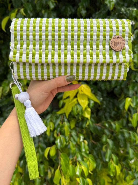 Cartera con broches limón 🍋‍🟩