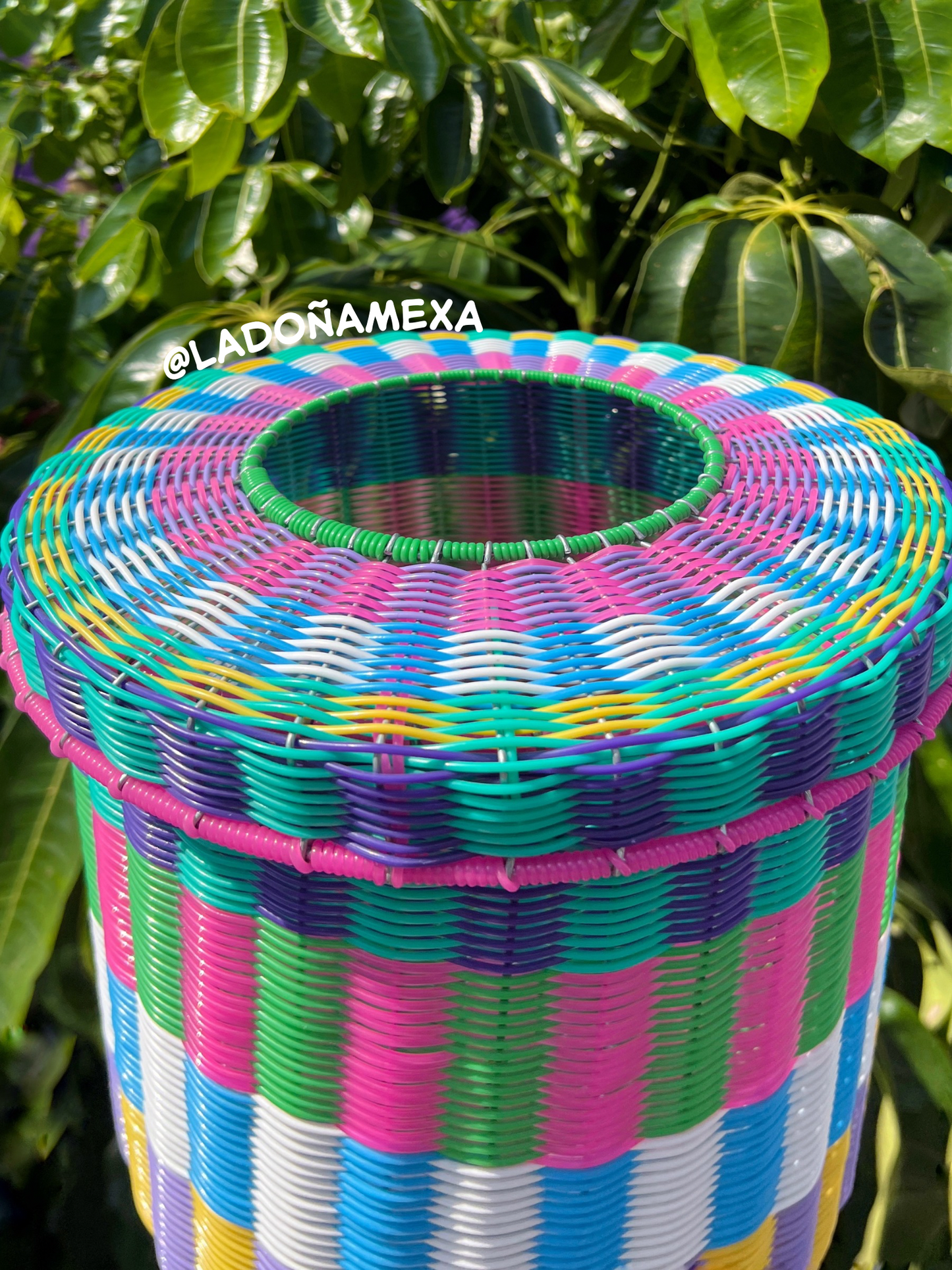 Bote de basura artesanal colores pastel🎀