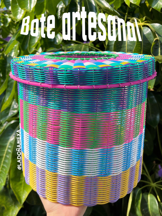 Bote de basura artesanal colores pastel🎀