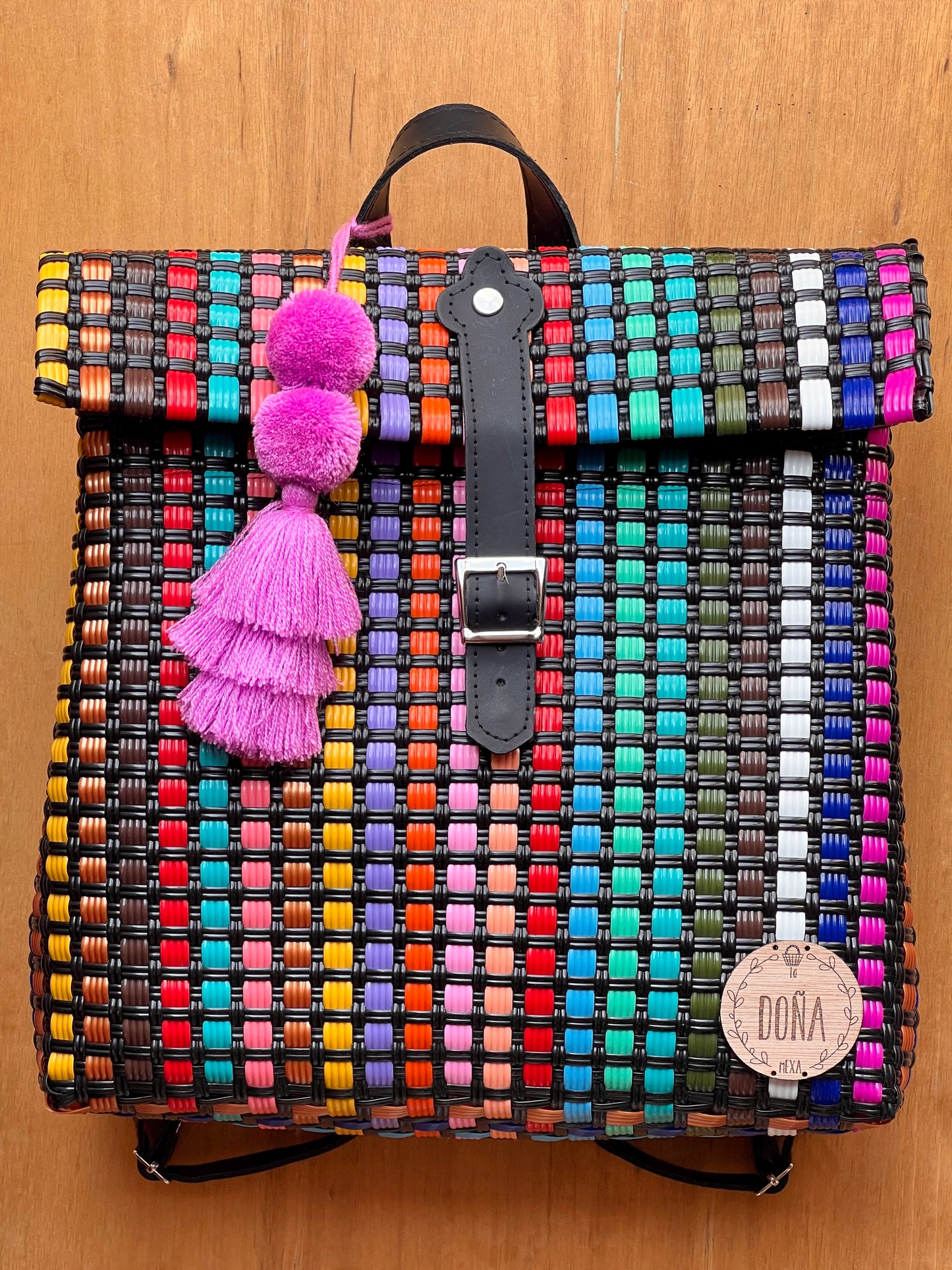 Mochila Serendipia multicolores🖤🌈