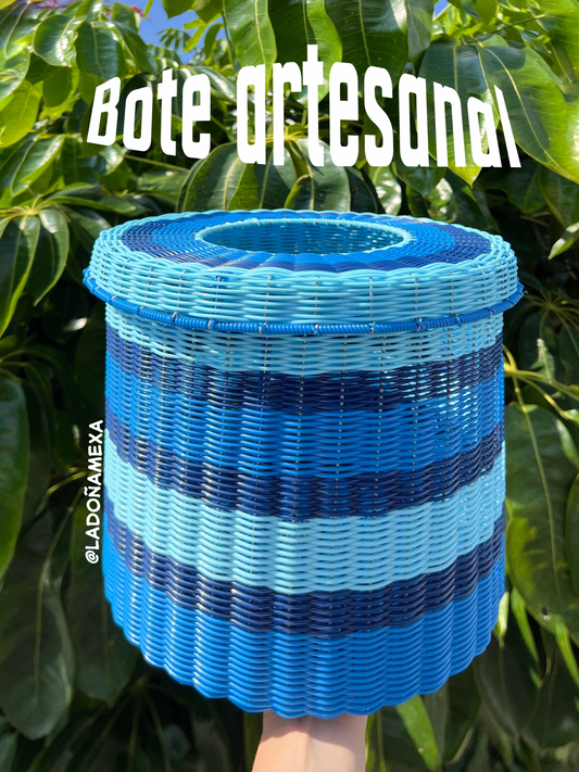 Bote de basura artesanal tonos de blue✨🦋