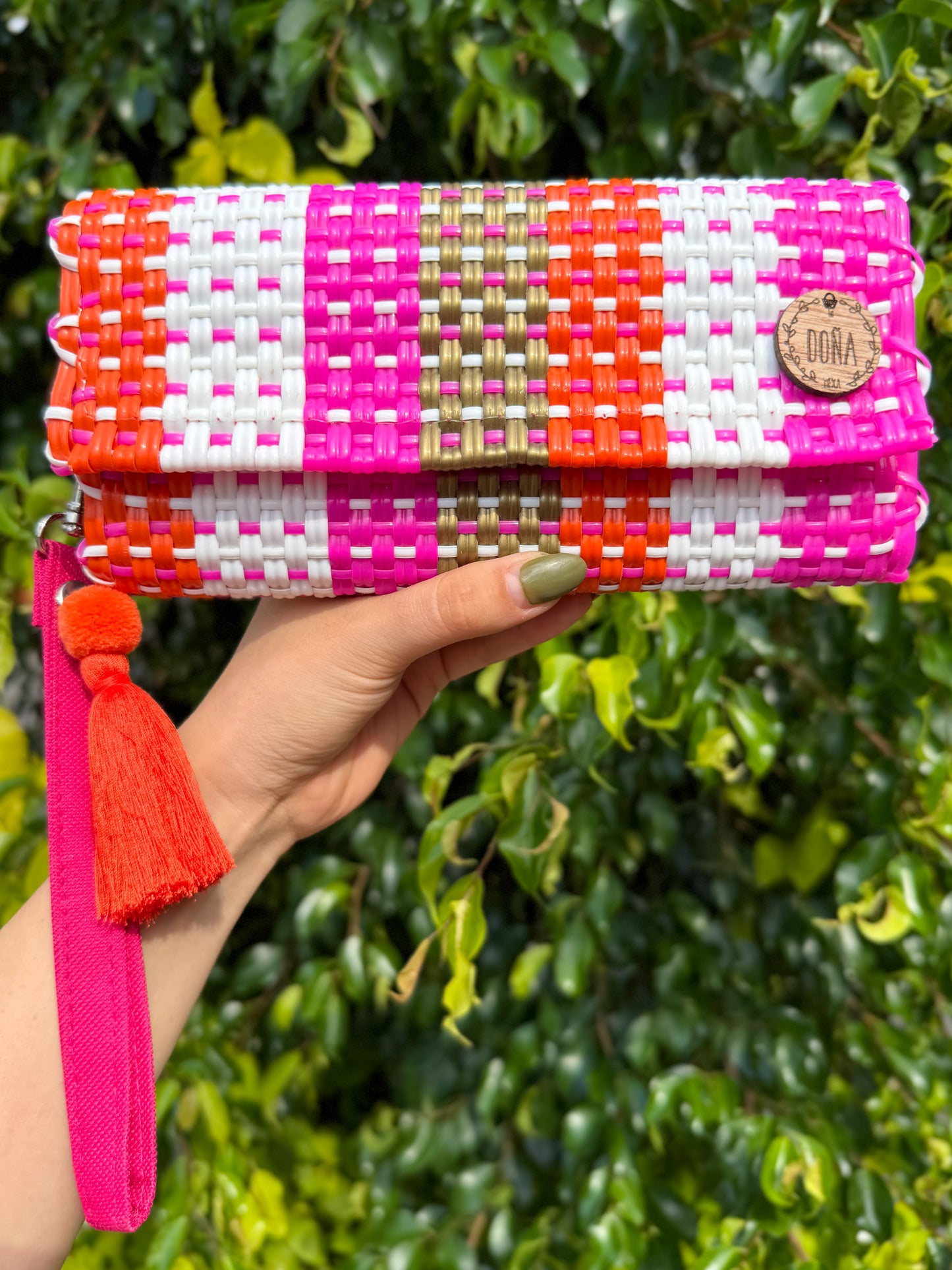 Cartera broches porta celular Flor de Mayo🧡