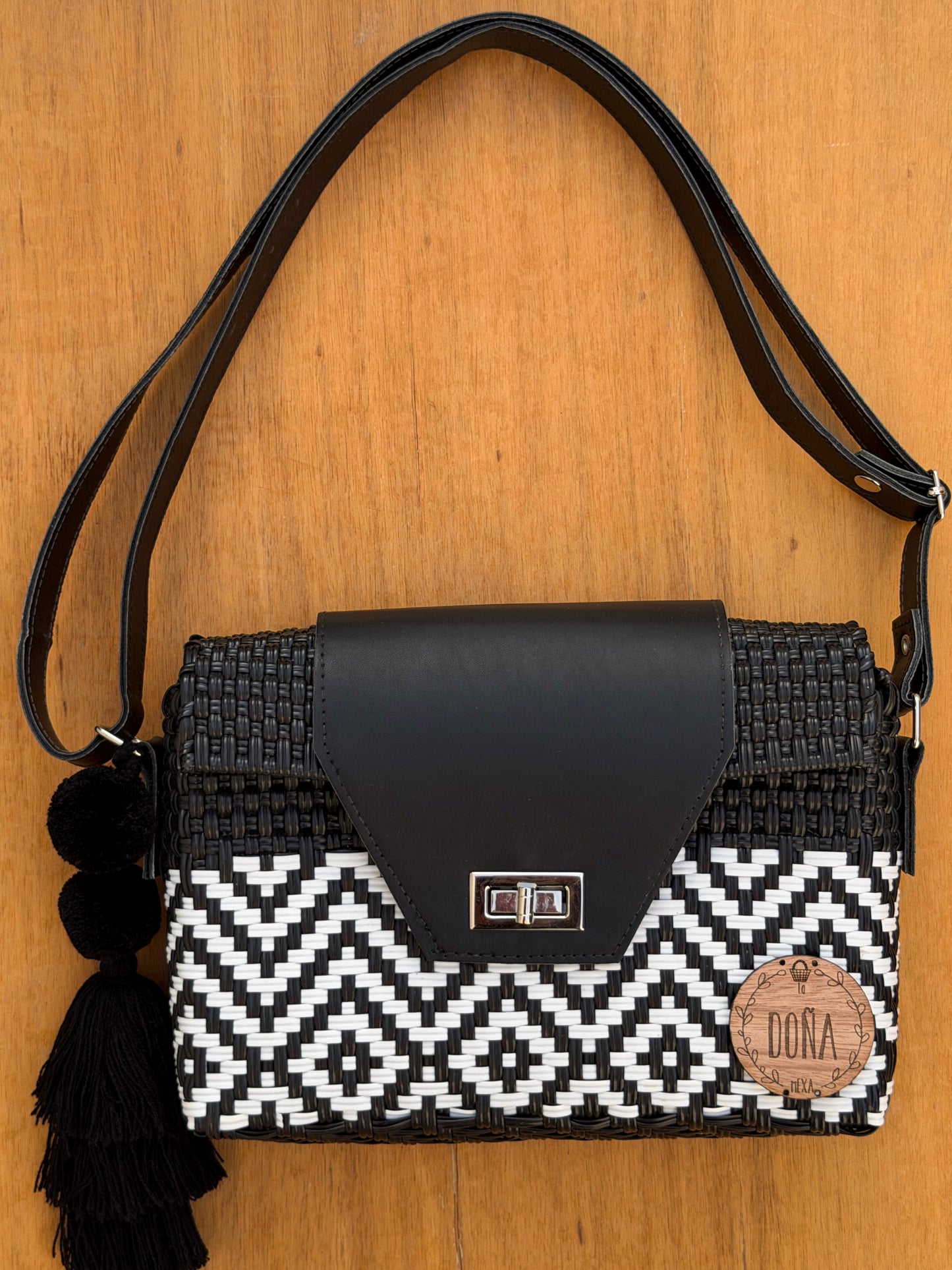 Crossbody clásica🤍