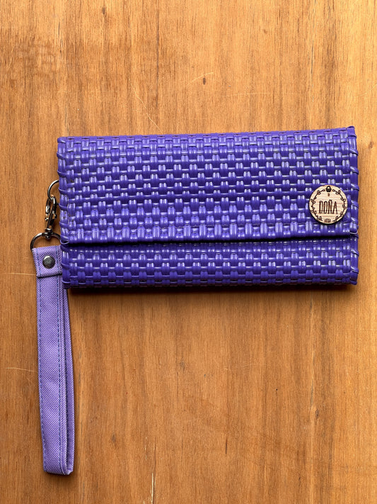 Cartera con broches morada💜